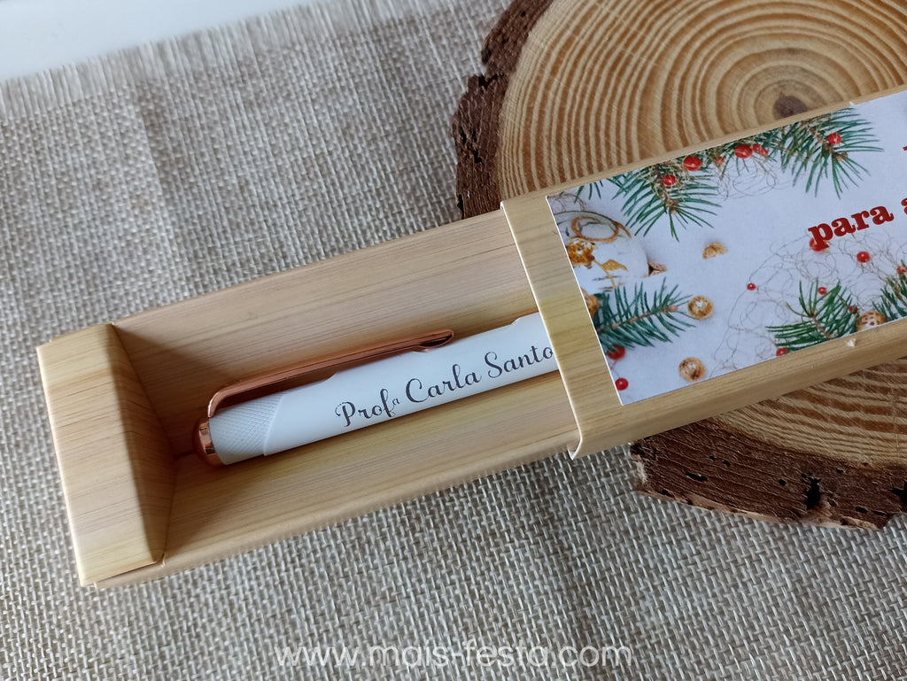 Caneta gravada com caixa